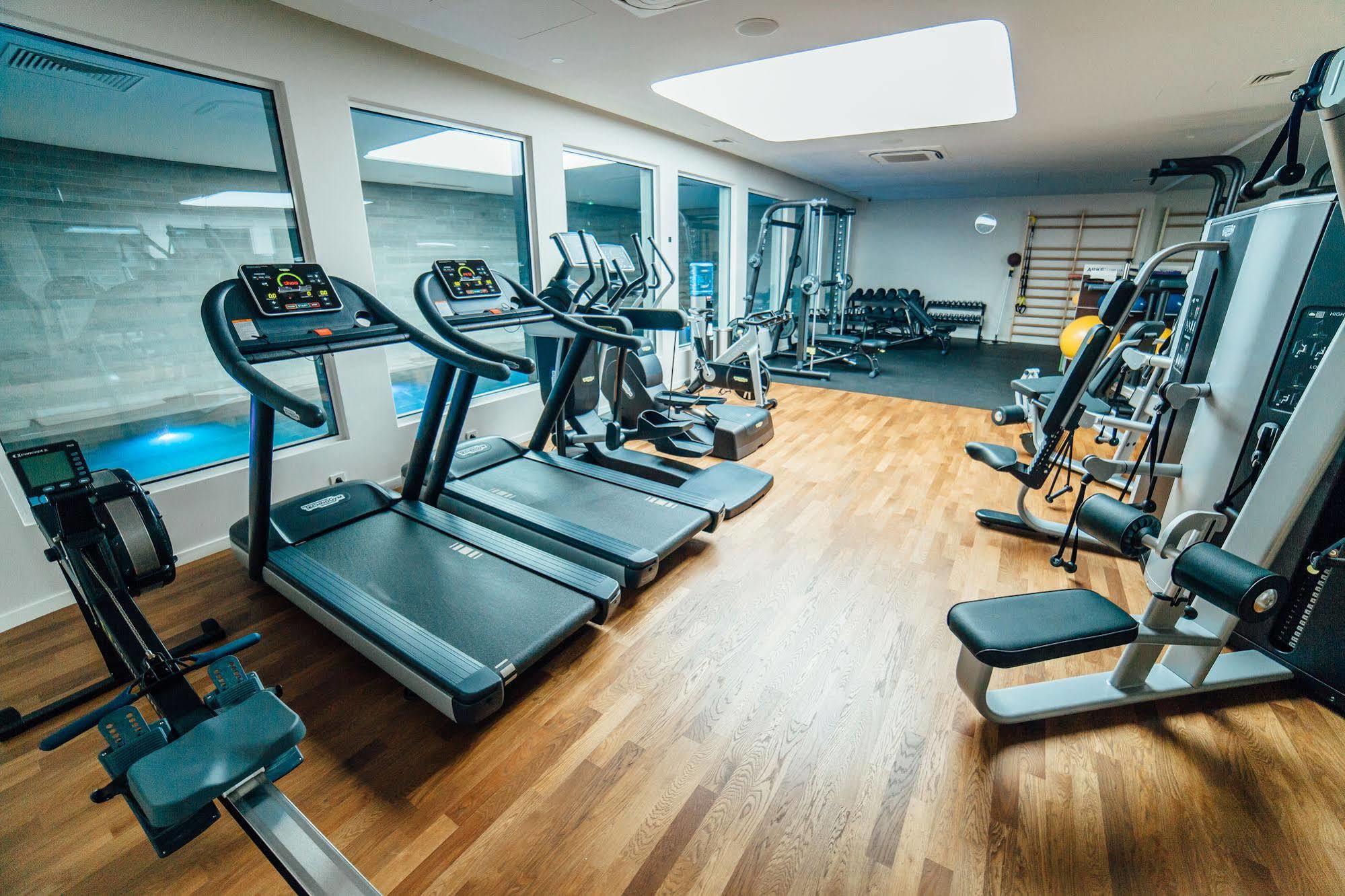 Modern Apartment By Wawel Castle คราคูฟ ภายนอก รูปภาพ
